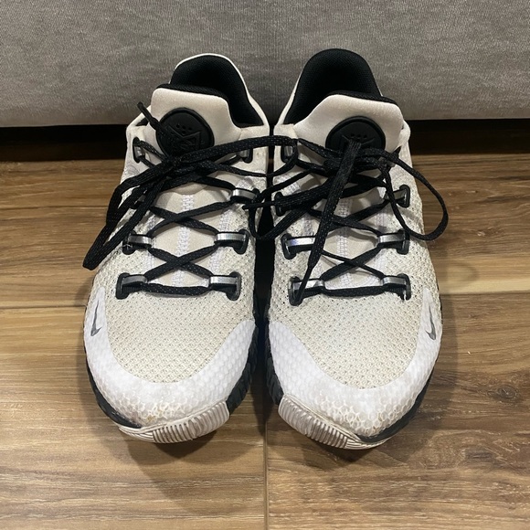 Nike Metcon 4 - Picture 6 of 8